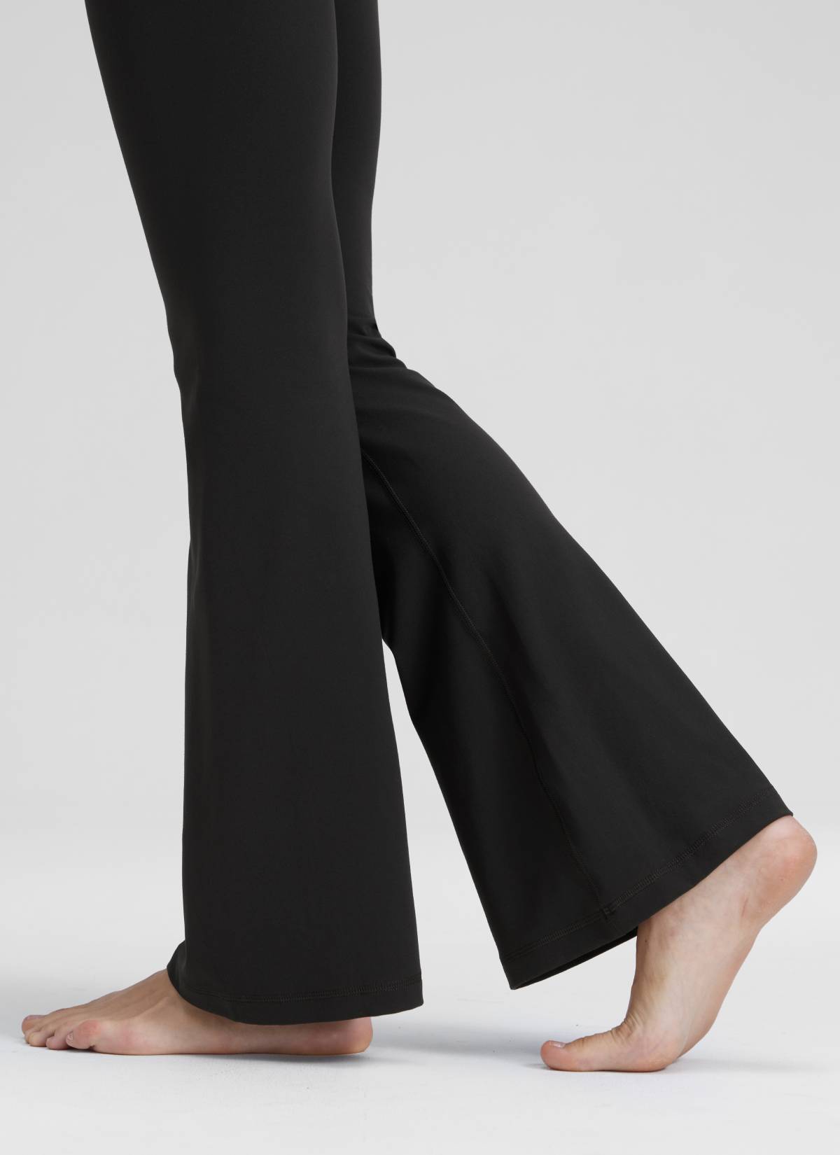 Leggings Acampanados con Cintura Cruzada 79 cm